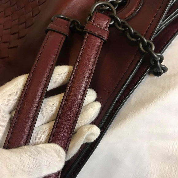 BOTTEGA VENETA ♨️VINTAGE Entrecciato HOBO Handbag in maroon - Picture 11 of 15